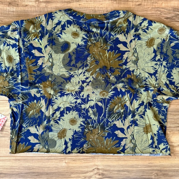 NWT - FP Movement Inspire Layer Print Floral Boxy Tee XS - Picture 8 of 16